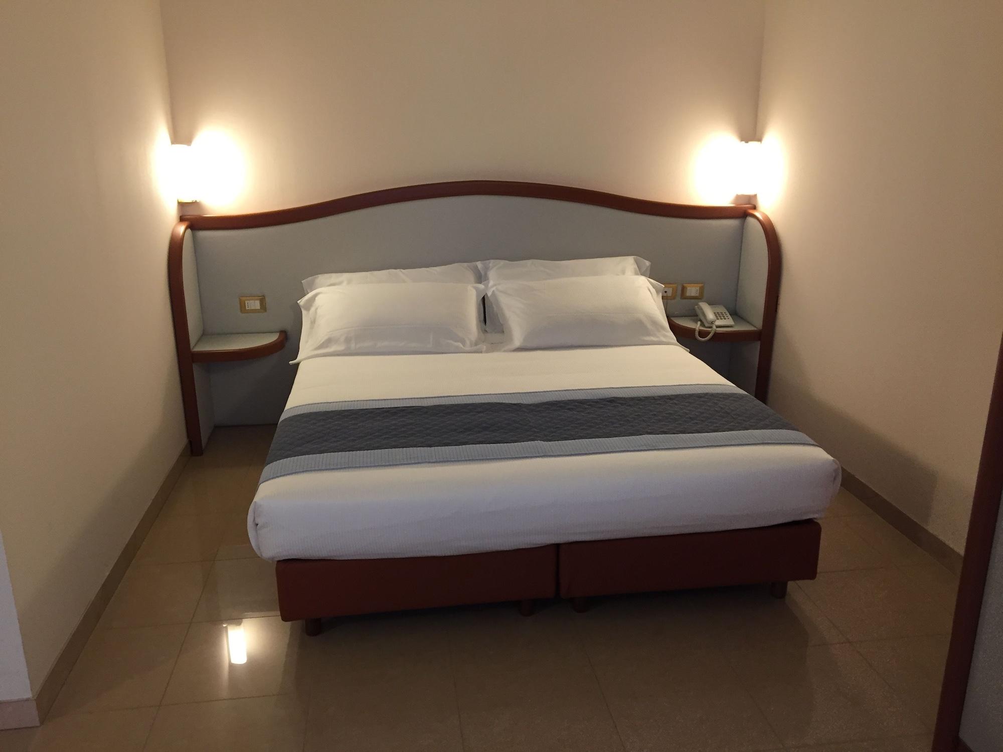 Hotel Verdi Vicenza Exteriör bild